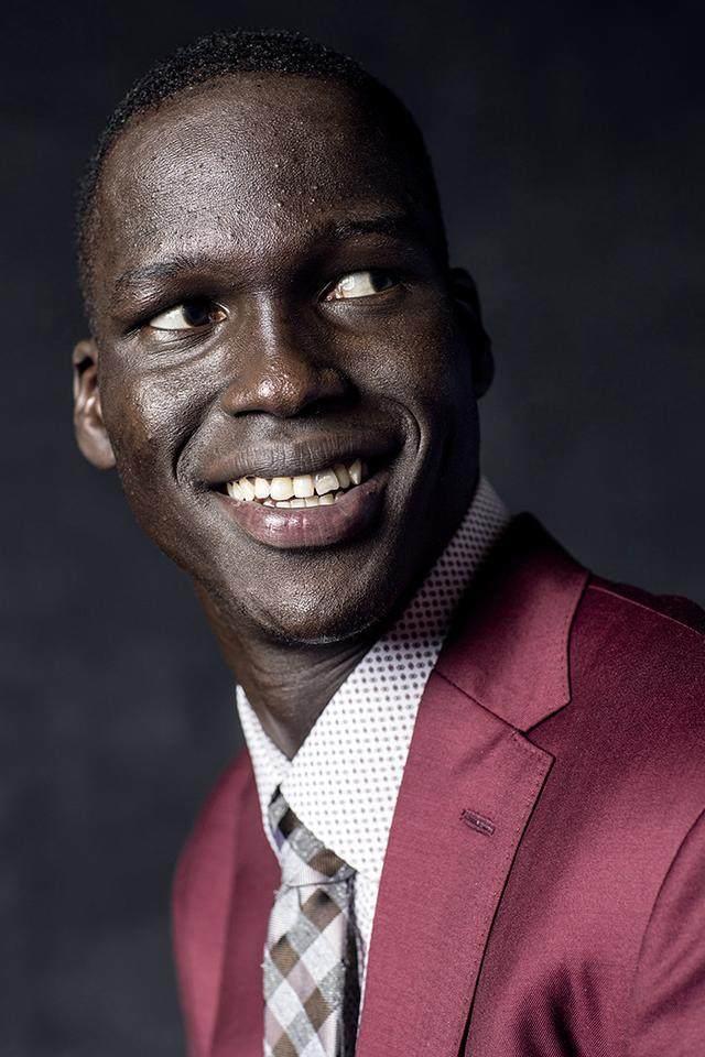 汉堡球队斗志昂扬,逆转胜利 汉堡球队斗志昂扬,逆转胜利