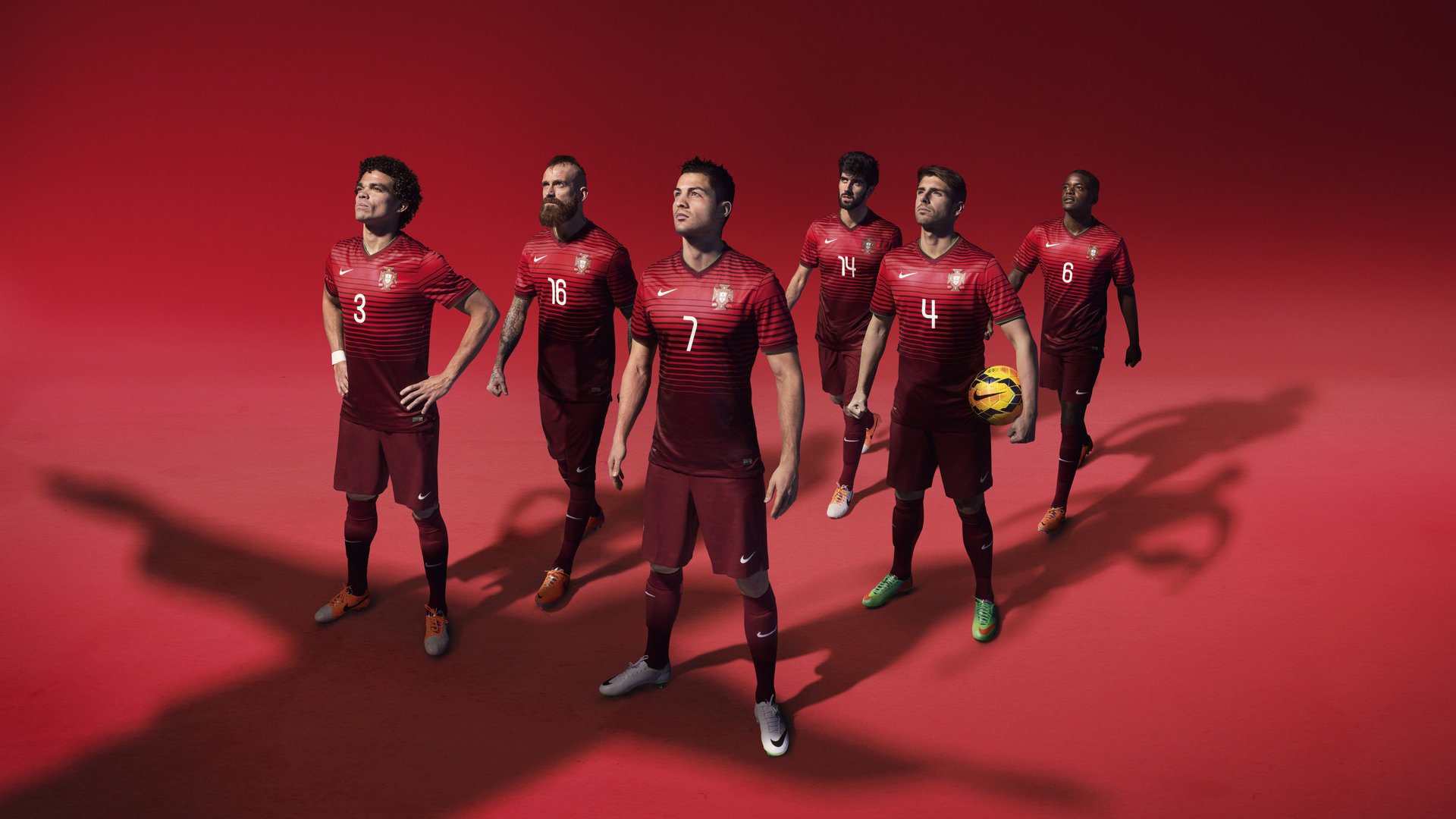 NBA总决赛之夜，凯恩的救赎之战，从质疑者到焦点英雄