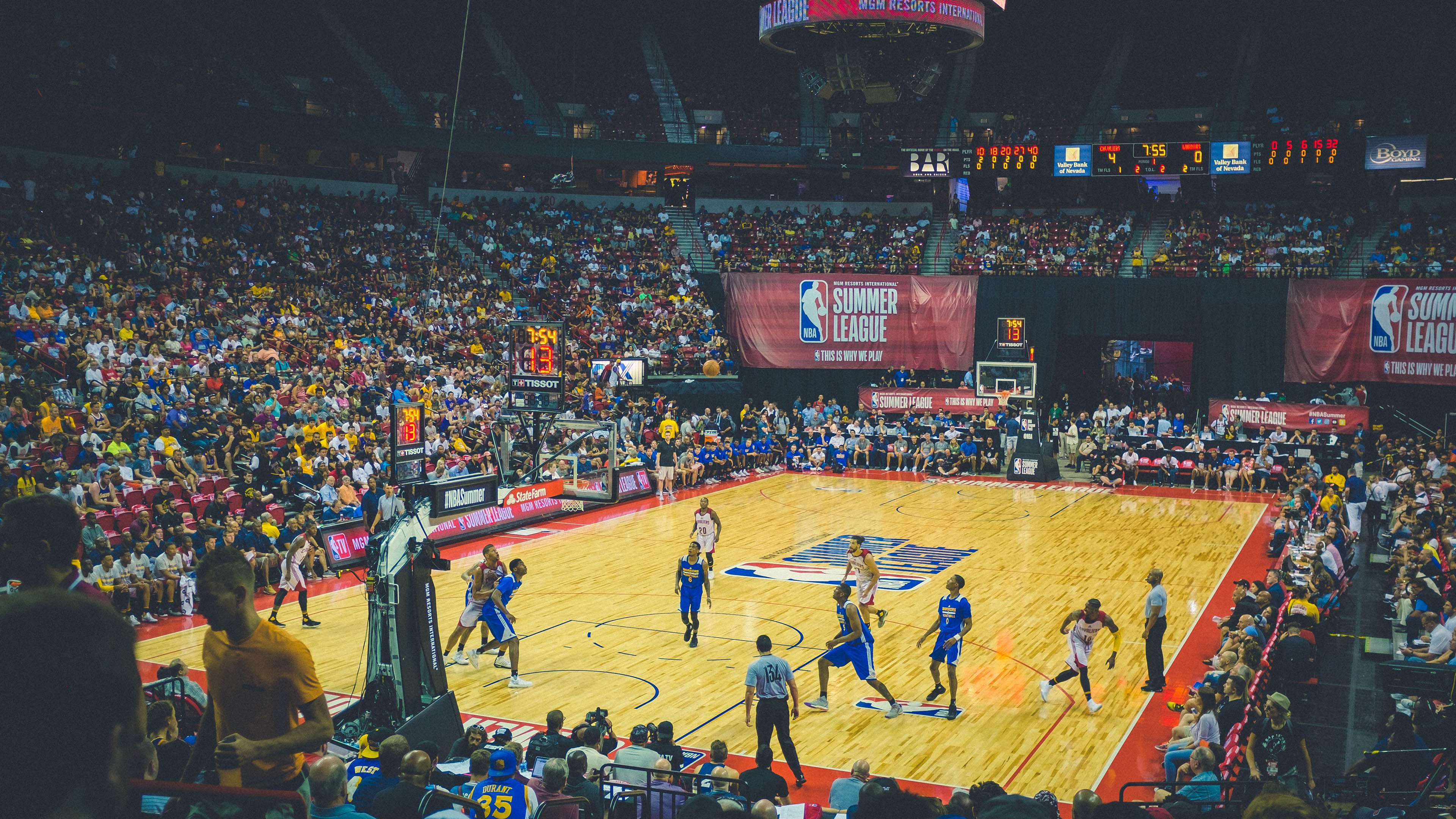 德罗赞末节封神!黄蜂生死战逆转北京,关键先生一剑封喉