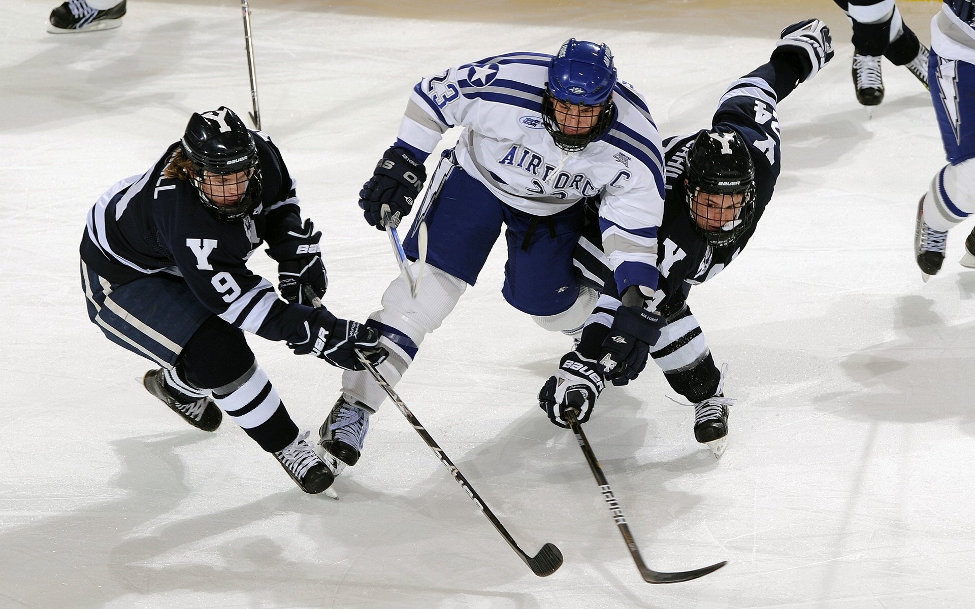 唯一性文章,快船带走公牛,浓眉成为关键先生