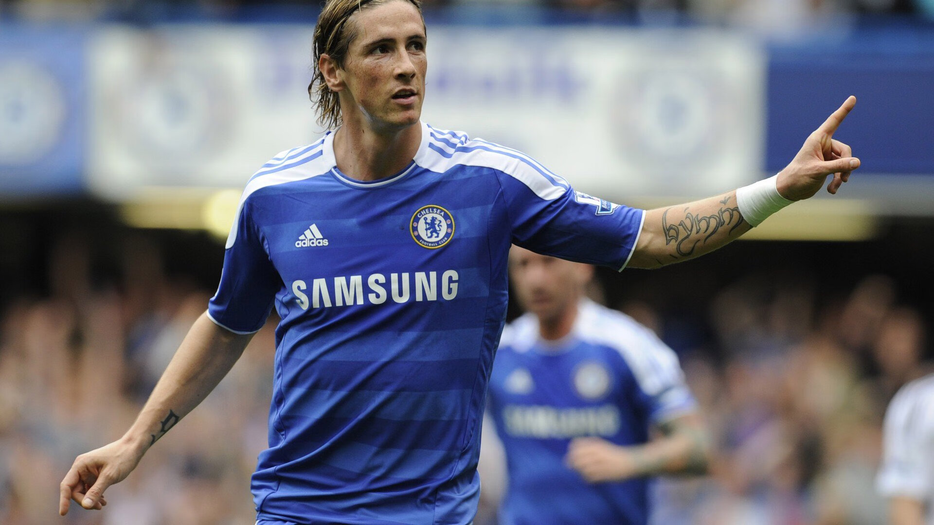 从潘帕斯雄鹰的绝境奋起，到曼城磐石的欧冠主宰—论硬仗中的领袖诞生