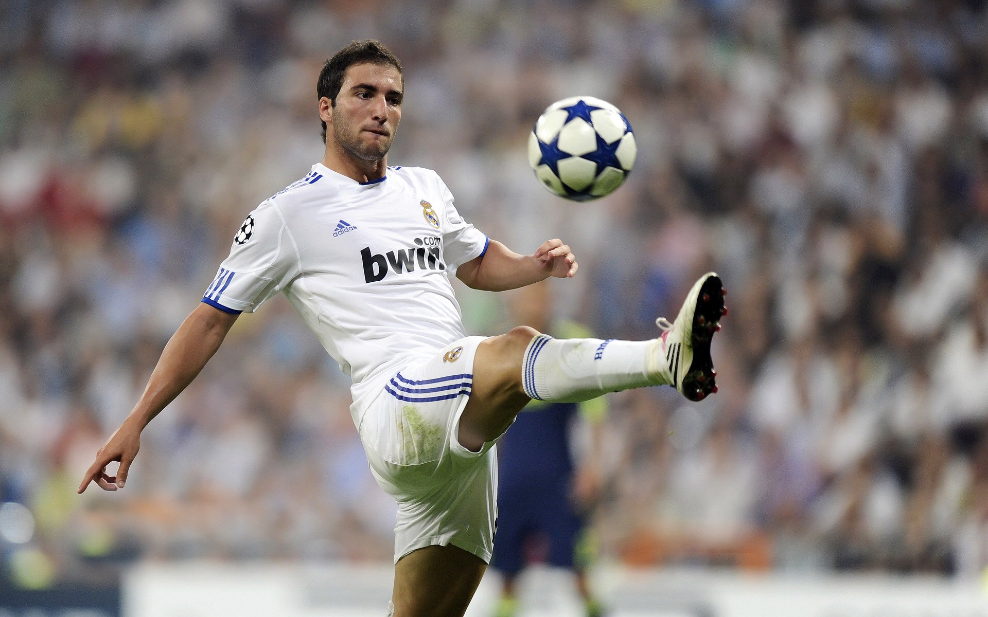 深圳队战术碾压雷霆，欧文状态火热成胜负手